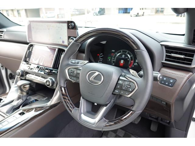 LX LX600 モデリスタアエアロ アドバンストラグジュアリーパッケージ 22インチアルミ マ―クレビンソン リヤエンターテインメント クールBOX 寒冷地仕様 TVキャンセラー ワンオーナー 禁煙車 7人乗り(17枚目)