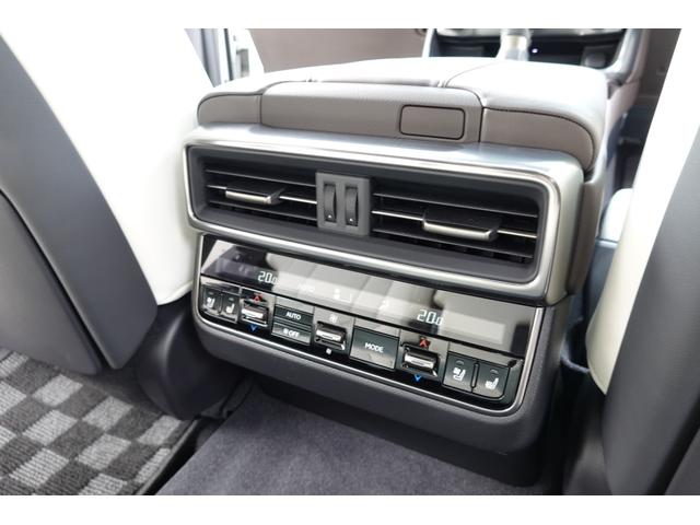 LX LX600 モデリスタアエアロ アドバンストラグジュアリーパッケージ 22インチアルミ マ―クレビンソン リヤエンターテインメント クールBOX 寒冷地仕様 TVキャンセラー ワンオーナー 禁煙車 7人乗り(35枚目)
