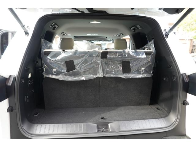LX LX600 モデリスタアエアロ アドバンストラグジュアリーパッケージ 22インチアルミ マ―クレビンソン リヤエンターテインメント クールBOX 寒冷地仕様 TVキャンセラー ワンオーナー 禁煙車 7人乗り(36枚目)