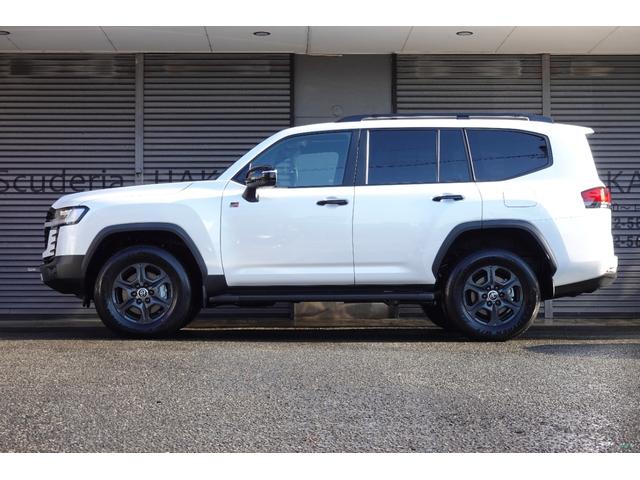 ランドクルーザー ＧＲスポーツ　２０２５年改良モデル　Ｔコネクト＋　ＪＢＬサウンド　サンルーフ　電動デフロック　ヘッドアップディスプレイ　ルーフレール　禁煙車（8枚目）