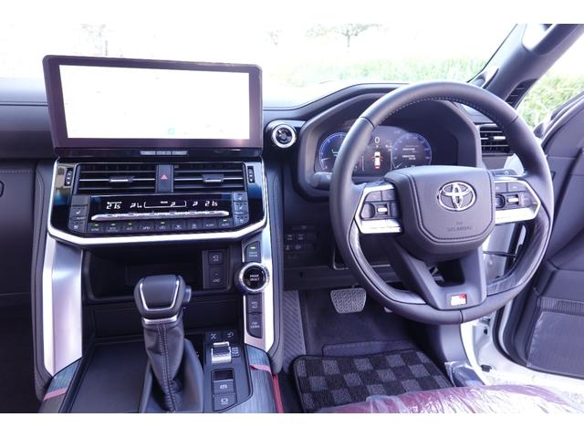 ランドクルーザー ＧＲスポーツ　２０２５年改良モデル　Ｔコネクト＋　ＪＢＬサウンド　サンルーフ　電動デフロック　ヘッドアップディスプレイ　ルーフレール　禁煙車（25枚目）