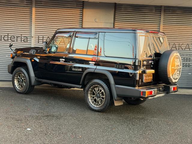 ランドクルーザー７０ ＡＸ　モデリスタ　ＪＡＯＳカスタムパーツ＆フロント＆リアアンダーカバー・モデリスタ１８インチアルミ　４０周年記念パーツ　アルパインＢＩＧーＸ　１１型ナビ　インテリアパネル（11枚目）