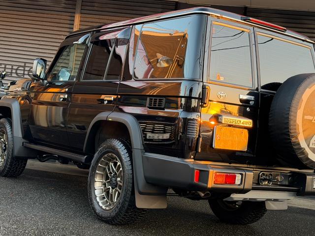 ランドクルーザー７０ ＡＸ　モデリスタ　ＪＡＯＳカスタムパーツ＆フロント＆リアアンダーカバー・モデリスタ１８インチアルミ　４０周年記念パーツ　アルパインＢＩＧーＸ　１１型ナビ　インテリアパネル（12枚目）