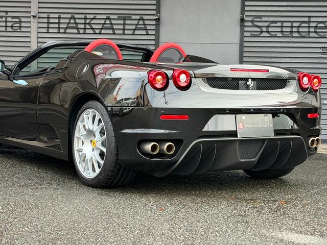 ���b�h���[���o�[�E�o���u�σ}�t���[�B