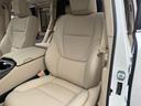 助手席・ニュートラルベージュレザーシート:シートベンチレーション(Hot&Cool):メモリー付きパワーシート。