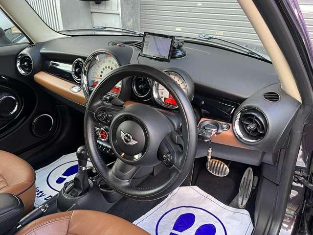 ＭＩＮＩ クーパーＳ　ディーラー記録簿（Ｈ２８．３０．Ｒ２．４．６）／純正レザーシート／シートヒーター／説明書／（24枚目）