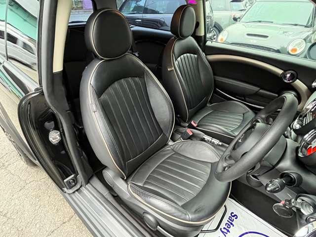 ＭＩＮＩ クーパーＳ　最終後期型／特別限定車ボンドストリート／本革シート／　シートヒーター／ドライブレコーダー／ボンネットステッカー新品／専用１７インチアルミホイール（ツイン・スポーク）／オートライト／オートワイパー／禁煙（4枚目）