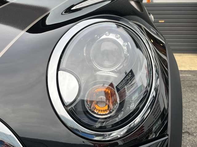 ＭＩＮＩ クーパーＳ　最終後期型／特別限定車ボンドストリート／本革シート／　シートヒーター／ドライブレコーダー／ボンネットステッカー新品／専用１７インチアルミホイール（ツイン・スポーク）／オートライト／オートワイパー／禁煙（20枚目）