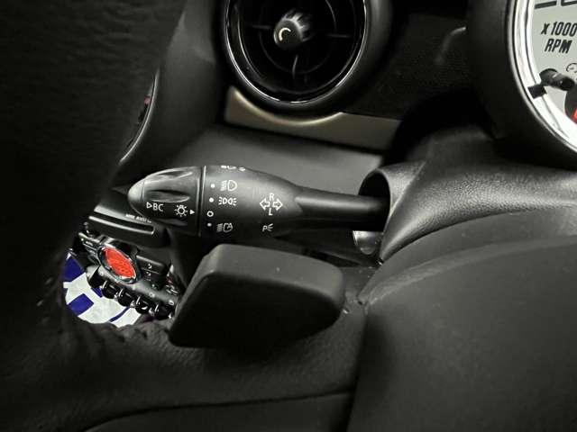 ＭＩＮＩ クーパーＳ　最終後期型／特別限定車ボンドストリート／本革シート／　シートヒーター／ドライブレコーダー／ボンネットステッカー新品／専用１７インチアルミホイール（ツイン・スポーク）／オートライト／オートワイパー／禁煙（36枚目）