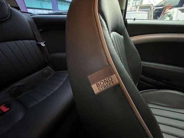 ＭＩＮＩ クーパーＳ　最終後期型／特別限定車ボンドストリート／本革シート／　シートヒーター／ドライブレコーダー／ボンネットステッカー新品／専用１７インチアルミホイール（ツイン・スポーク）／オートライト／オートワイパー／禁煙（45枚目）