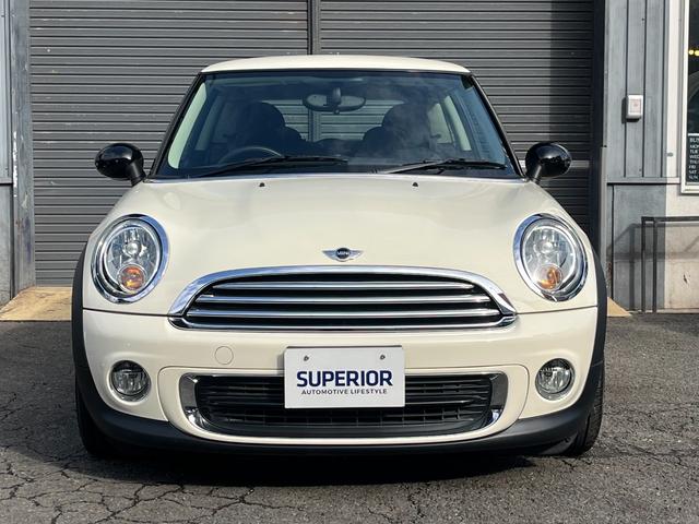 ＭＩＮＩ ワン　１５ｉｎｃｈディーンクロスカントリー／ディーラー記録簿（Ｈ２４．２５．２６．２７．２８．２９．３０．Ｒ１．３．４）／純正アームレスト付／ＥＴＣ（6枚目）