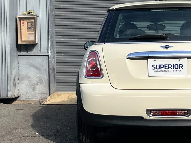 ＭＩＮＩ ワン　１５ｉｎｃｈディーンクロスカントリー／ディーラー記録簿（Ｈ２４．２５．２６．２７．２８．２９．３０．Ｒ１．３．４）／純正アームレスト付／ＥＴＣ（24枚目）