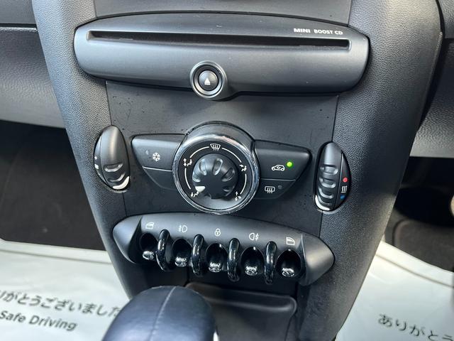 ＭＩＮＩ ワン　１５ｉｎｃｈディーンクロスカントリー／ディーラー記録簿（Ｈ２４．２５．２６．２７．２８．２９．３０．Ｒ１．３．４）／純正アームレスト付／ＥＴＣ（36枚目）
