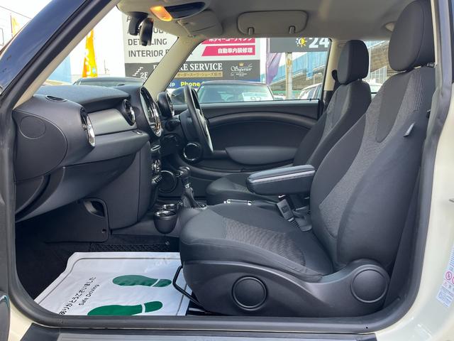 ＭＩＮＩ ワン　１５ｉｎｃｈディーンクロスカントリー／ディーラー記録簿（Ｈ２４．２５．２６．２７．２８．２９．３０．Ｒ１．３．４）／純正アームレスト付／ＥＴＣ（40枚目）