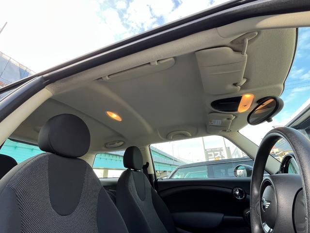 ＭＩＮＩ ワン　１５ｉｎｃｈディーンクロスカントリー／ディーラー記録簿（Ｈ２４．２５．２６．２７．２８．２９．３０．Ｒ１．３．４）／純正アームレスト付／ＥＴＣ（48枚目）