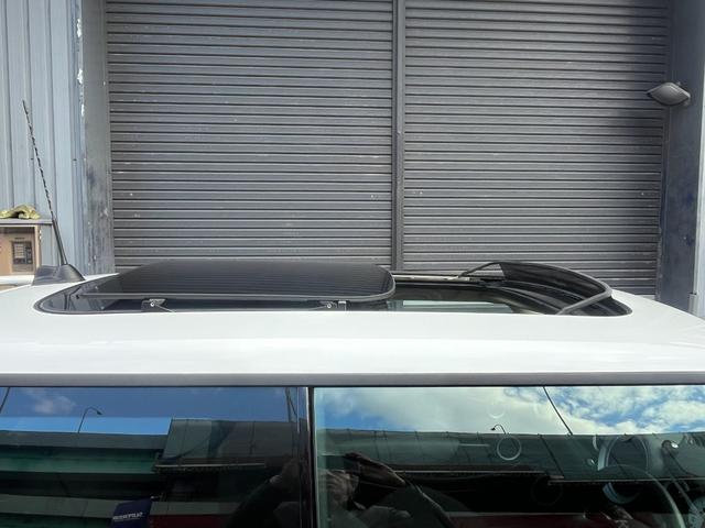 ＭＩＮＩ クーパーＳ　サンルーフ／ＭＩＮＩ用アンドロイドナビ（ＧｏｇｌｅＭａｐ・ｙｏｕｔｕｂｅ可）／Ｗｉ－Ｆｉでインターネット使用可／Ｂｌｕｅｔｏｏｔｈ音楽再生／バックカメラ／１７”コニカルスポークＡＷ／スペアキー／ＥＴＣ（20枚目）