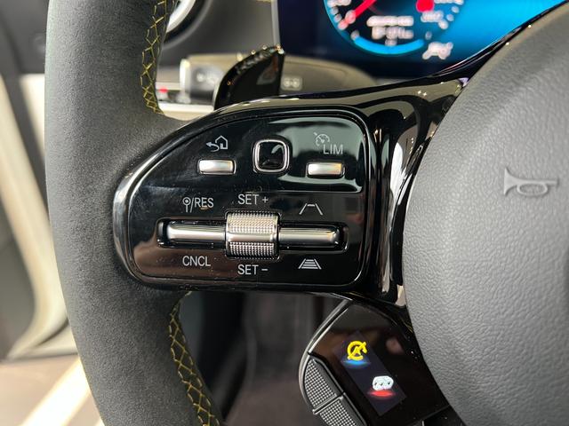 メルセデスＡＭＧ ＧＴ ４ドアクーペ