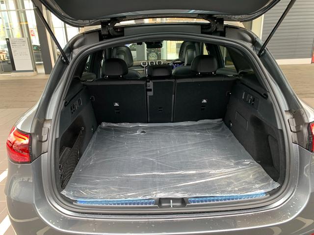 ＧＬＣ２２０ｄ　４マチック　ＡＭＧラインパッケージ　ＥＴＣ　全周囲カメラ　クリアランスソナー　オートクルーズコントロール　レーンアシスト　パワーシート　ナビ　オートライト　電動リアゲート　アルミホイール　スマートキー　アイドリングストップ(19枚目)