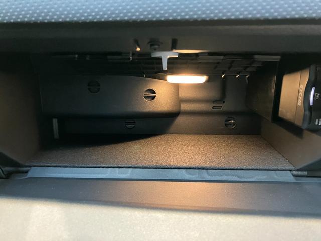 ＣＬＡクラス ＣＬＡ３５　４マチック　４ＷＤ　ドライブレコーダー　ＥＴＣ　クリアランスソナー　レーンアシスト　オートクルーズコントロール　全周囲カメラ　ナビ　ＴＶ　アルミホイール　オートライト　ＬＥＤヘッドランプ　サンルーフ　ＡＴ（8枚目）