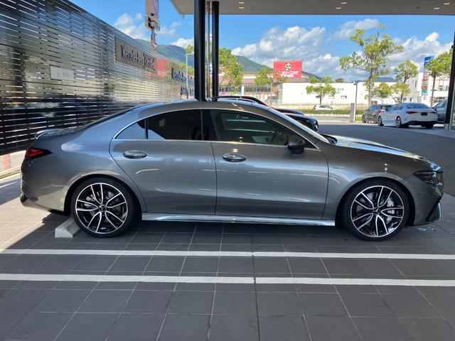ＣＬＡクラス ＣＬＡ３５　４マチック　４ＷＤ　ドライブレコーダー　ＥＴＣ　クリアランスソナー　レーンアシスト　オートクルーズコントロール　全周囲カメラ　ナビ　ＴＶ　アルミホイール　オートライト　ＬＥＤヘッドランプ　サンルーフ　ＡＴ（16枚目）