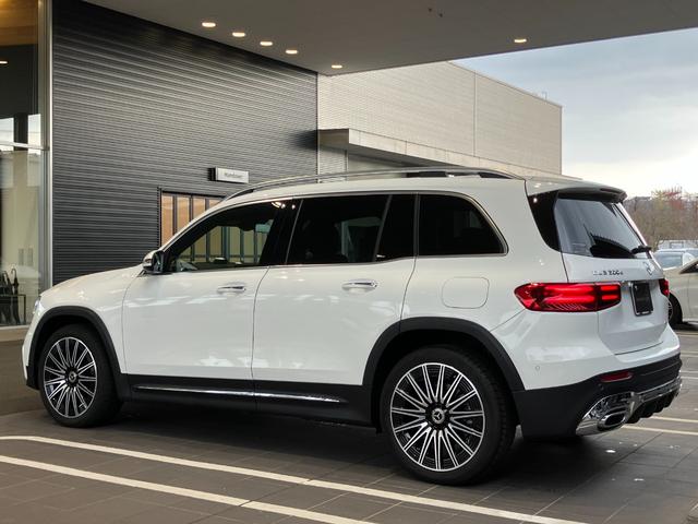 GLB GLB200d 4マチック AMGラインパッケージ 4WD ドライブレコーダー ETC 全周囲カメラ クリアランスソナー オートクルーズコントロール パワーシート サンルーフ ナビ オートライト LEDヘッドランプ ヘッドライトウォッシャー(17枚目)