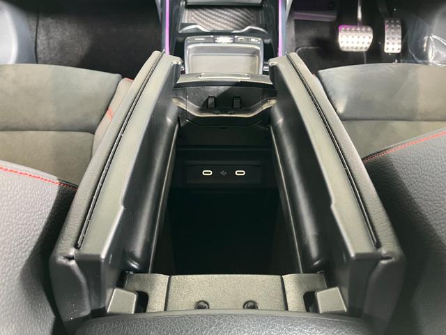 GLB GLB200d 4マチック AMGラインパッケージ 4WD ドライブレコーダー ETC 全周囲カメラ クリアランスソナー オートクルーズコントロール パワーシート サンルーフ ナビ オートライト LEDヘッドランプ ヘッドライトウォッシャー(40枚目)