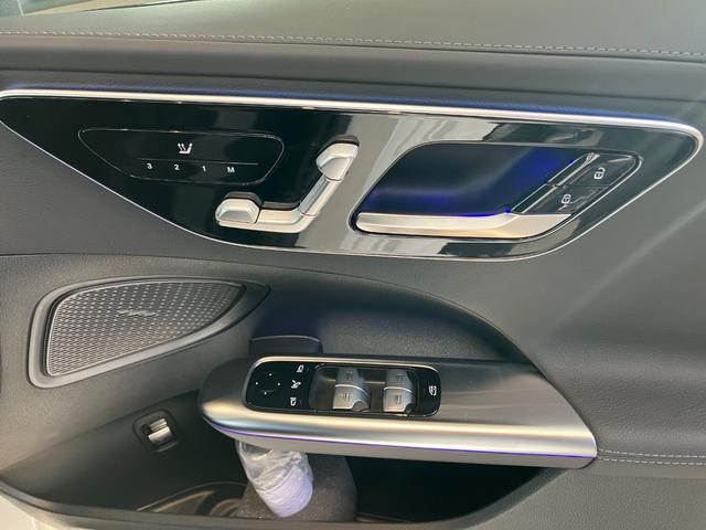 Cクラス C200 スポーツ ドライブレコーダー ETC クリアランスソナー オートクルーズコントロール 全周囲カメラ ナビ アルミホイール オートライト CVT スマートキー アイドリングストップ 電動格納ミラー パワーシート(9枚目)