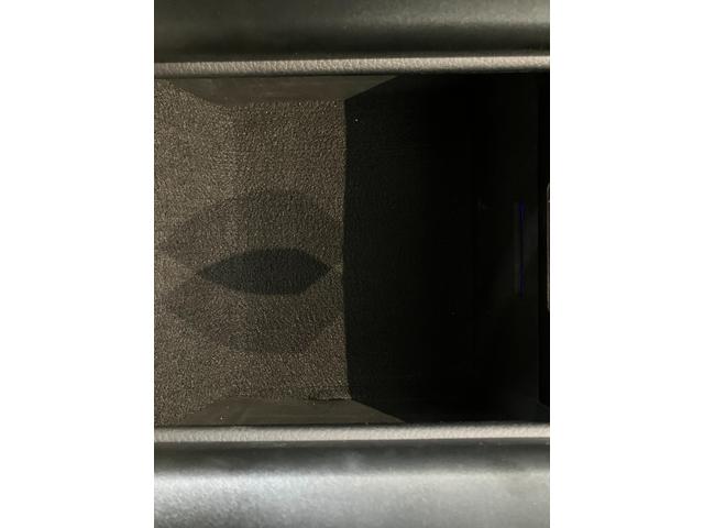 Ｃクラスステーションワゴン Ｃ２２０ｄ　ステーションワゴン　スポーツ　ＡＭＧライン　レーダーセーフティ　ＨＤＤナビゲーション　純正アルミホイール　アンビエントライト　電動シート　シートヒーター（25枚目）