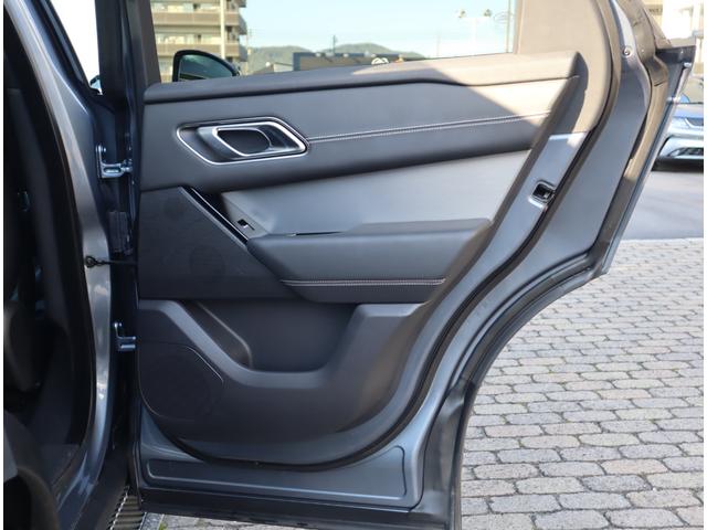 レンジローバーヴェラール R ダイナミック S 250PS ■認定中古車2年保証■エアサスペンション■パノラミックグラスルーフ■マッサージシート■シートヒーター・クーラー■アダプティブダイナミクス■21インチアルミ■ブラックパック■アップルカープレイ(31枚目)