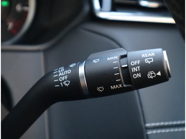 レンジローバーヴェラール R ダイナミック S 250PS ■認定中古車2年保証■エアサスペンション■パノラミックグラスルーフ■マッサージシート■シートヒーター・クーラー■アダプティブダイナミクス■21インチアルミ■ブラックパック■アップルカープレイ(53枚目)