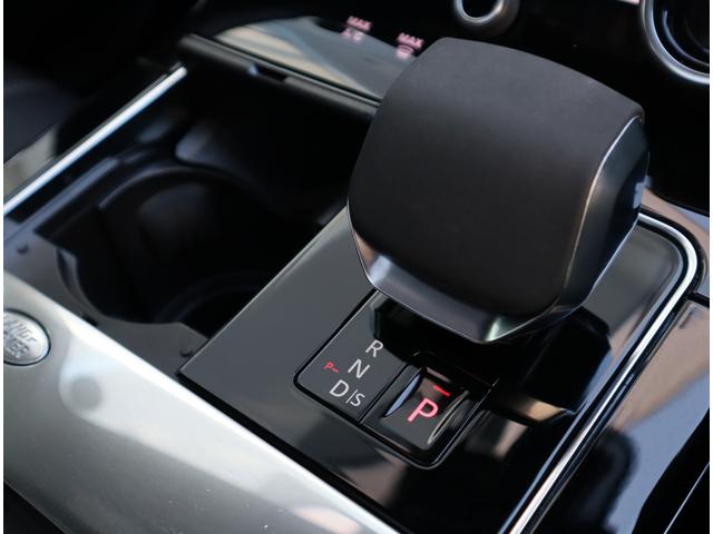 レンジローバーヴェラール R ダイナミック S 250PS ■認定中古車2年保証■エアサスペンション■パノラミックグラスルーフ■マッサージシート■シートヒーター・クーラー■アダプティブダイナミクス■21インチアルミ■ブラックパック■アップルカープレイ(62枚目)