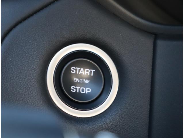 レンジローバーヴェラール R ダイナミック S 250PS ■認定中古車2年保証■エアサスペンション■パノラミックグラスルーフ■マッサージシート■シートヒーター・クーラー■アダプティブダイナミクス■21インチアルミ■ブラックパック■アップルカープレイ(70枚目)