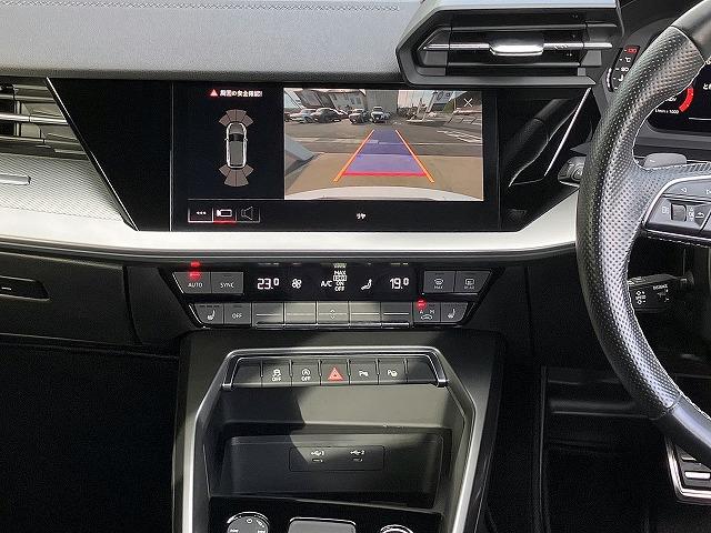 Ａ３ スポーツバック３０ＴＦＳＩ　Ｓライン　コンビニエンス＆アシスタンスＰＫＧ　ナビゲーションＰＫＧ　テクノロジーＰＫＧ　ＳラインプラスＰＫＧ　プレセンスフロント　サイドアシスト　リアクロストラフィックアシスト　バーチャルコクピット（5枚目）