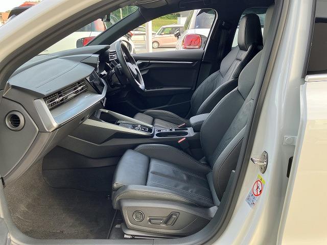Ａ３ スポーツバック３０ＴＦＳＩ　Ｓライン　コンビニエンス＆アシスタンスＰＫＧ　ナビゲーションＰＫＧ　テクノロジーＰＫＧ　ＳラインプラスＰＫＧ　プレセンスフロント　サイドアシスト　リアクロストラフィックアシスト　バーチャルコクピット（6枚目）