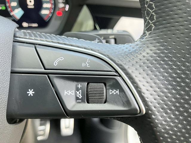Ａ３ スポーツバック３０ＴＦＳＩ　Ｓライン　コンビニエンス＆アシスタンスＰＫＧ　ナビゲーションＰＫＧ　テクノロジーＰＫＧ　ＳラインプラスＰＫＧ　プレセンスフロント　サイドアシスト　リアクロストラフィックアシスト　バーチャルコクピット（31枚目）