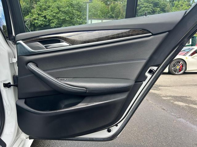 ５シリーズ ５２３ｄ　Ｍスポーツ　正規Ｄ車右ＨＭ５仕様Ｍ５仕様エアロパーツＭ５仕様２０ｉｎｃｈＡＷインテリジェントセーフティ（53枚目）