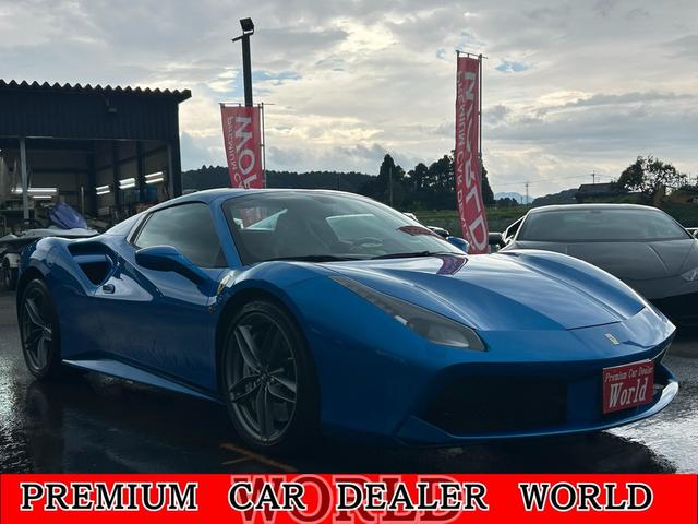 488スパイダー ベースグレード 正規D車左HOPカーボンD-ZONE+LEDOPカーボンレーシングシートOP鍛造20inchAWOPFリフターOPカーボンエクステリアOPカーボンインテリアOP純正HDDナビBカメラOPプレミアムJB(3枚目)