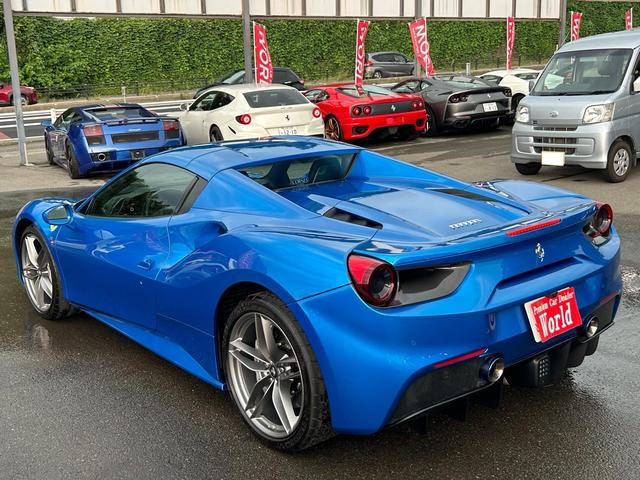 488スパイダー ベースグレード 正規D車左HOPカーボンD-ZONE+LEDOPカーボンレーシングシートOP鍛造20inchAWOPFリフターOPカーボンエクステリアOPカーボンインテリアOP純正HDDナビBカメラOPプレミアムJB(11枚目)