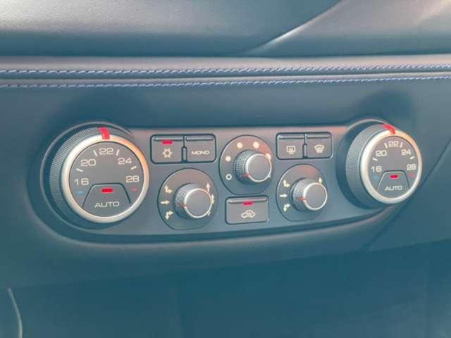 488スパイダー ベースグレード 正規D車左HOPカーボンD-ZONE+LEDOPカーボンレーシングシートOP鍛造20inchAWOPFリフターOPカーボンエクステリアOPカーボンインテリアOP純正HDDナビBカメラOPプレミアムJB(41枚目)