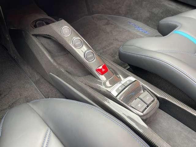 488スパイダー ベースグレード 正規D車左HOPカーボンD-ZONE+LEDOPカーボンレーシングシートOP鍛造20inchAWOPFリフターOPカーボンエクステリアOPカーボンインテリアOP純正HDDナビBカメラOPプレミアムJB(42枚目)