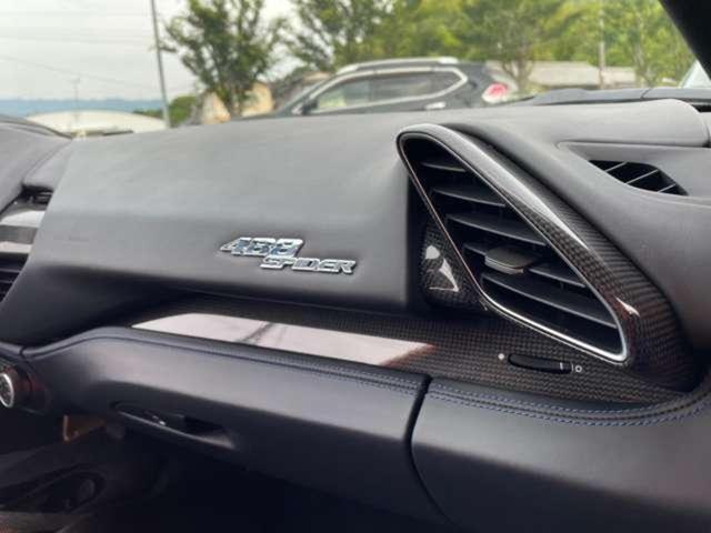 488スパイダー ベースグレード 正規D車左HOPカーボンD-ZONE+LEDOPカーボンレーシングシートOP鍛造20inchAWOPFリフターOPカーボンエクステリアOPカーボンインテリアOP純正HDDナビBカメラOPプレミアムJB(46枚目)