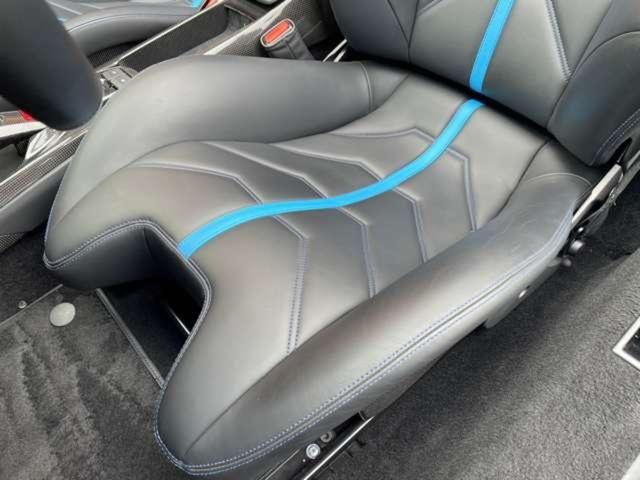 488スパイダー ベースグレード 正規D車左HOPカーボンD-ZONE+LEDOPカーボンレーシングシートOP鍛造20inchAWOPFリフターOPカーボンエクステリアOPカーボンインテリアOP純正HDDナビBカメラOPプレミアムJB(49枚目)