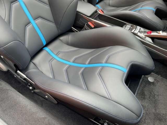 488スパイダー ベースグレード 正規D車左HOPカーボンD-ZONE+LEDOPカーボンレーシングシートOP鍛造20inchAWOPFリフターOPカーボンエクステリアOPカーボンインテリアOP純正HDDナビBカメラOPプレミアムJB(52枚目)