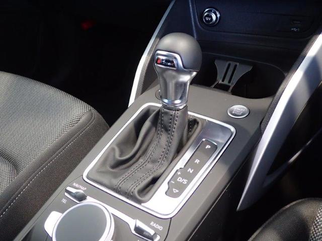 Ｑ２ ３０ＴＦＳＩスポーツ　正規ディーラー認定中古車　認定中古車保証付帯　ＴＶチューナー　ＭＭＩナビ　スマートキー　Ｂｌｕｅｔｏｏｔｈ　カープレイ　電動テールゲート　ＬＥＤヘッドライト　バーチャルコックピット（39枚目）