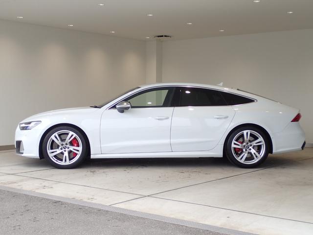 Ｓ７スポーツバック ベースグレード　正規ディーラー認定中古車　認定中古車保証付帯　バング＆オルフセン３Ｄサウンドシステム　レッドブレーキキャリパー　シートヒーター・クーラー　シートメモリー　プライバシーガラス（4枚目）