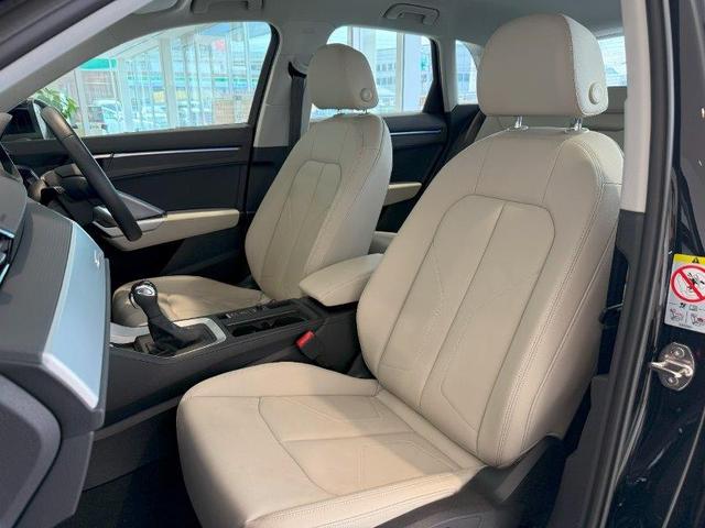 Ｑ３ ３５ＴＦＳＩアドバンスド　正規ディーラー認定中古車　認定保証付き　弊社デモカー　ベージュレザー仕様　ガソリンモデル　アドバンスグレード（34枚目）