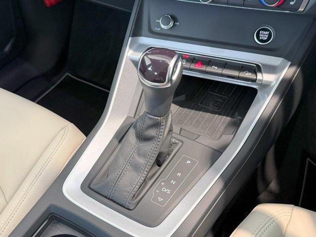 Ｑ３ ３５ＴＦＳＩアドバンスド　正規ディーラー認定中古車　認定保証付き　弊社デモカー　ベージュレザー仕様　ガソリンモデル　アドバンスグレード（60枚目）