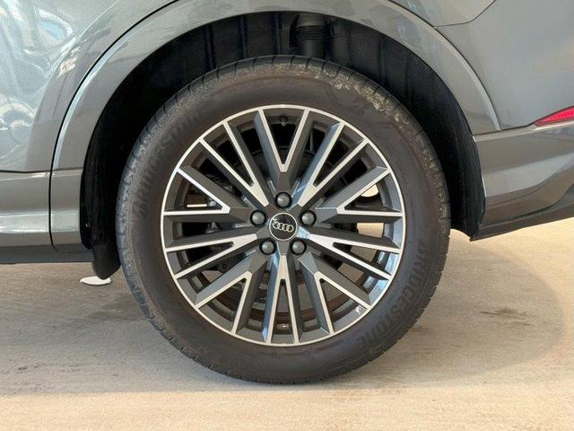 Ｑ３ ３５ＴＤＩクワトロ　Ｓライン　正規ディーラー認定中古車　認定保証付き　デイトナグレーパールエフェクト　ブラックスタイリングパッケージ　フルレザー（36枚目）