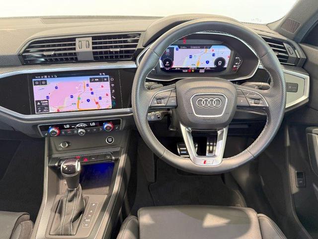 Ｑ３ ３５ＴＤＩクワトロ　Ｓライン　正規ディーラー認定中古車　認定保証付き　デイトナグレーパールエフェクト　ブラックスタイリングパッケージ　フルレザー（46枚目）