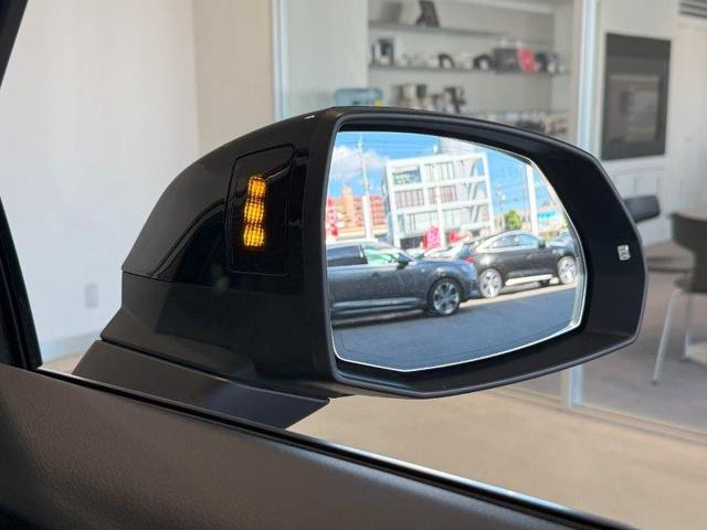 Q5スポーツバック 40TDIクワトロ Sライン 正規ディーラー認定中古車 認定保証付き 弊社デモカー クーペSUV ディーゼルクワトロモデル(四輪駆動)Slineグレード TVチューナー付き ワイヤレスチャージング ステアリングヒーター(18枚目)